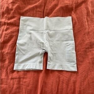 set active sculptflex biker shorts